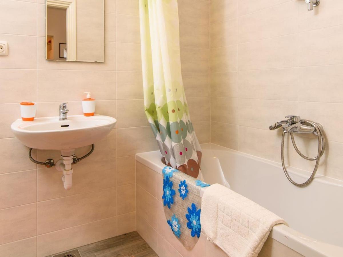 Apartments Beba - Peaceful Location Trogir Dış mekan fotoğraf